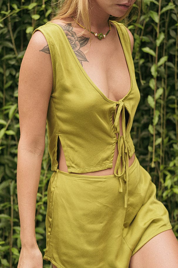 Zelia Short - Woman Short - LOST IN PARADISE