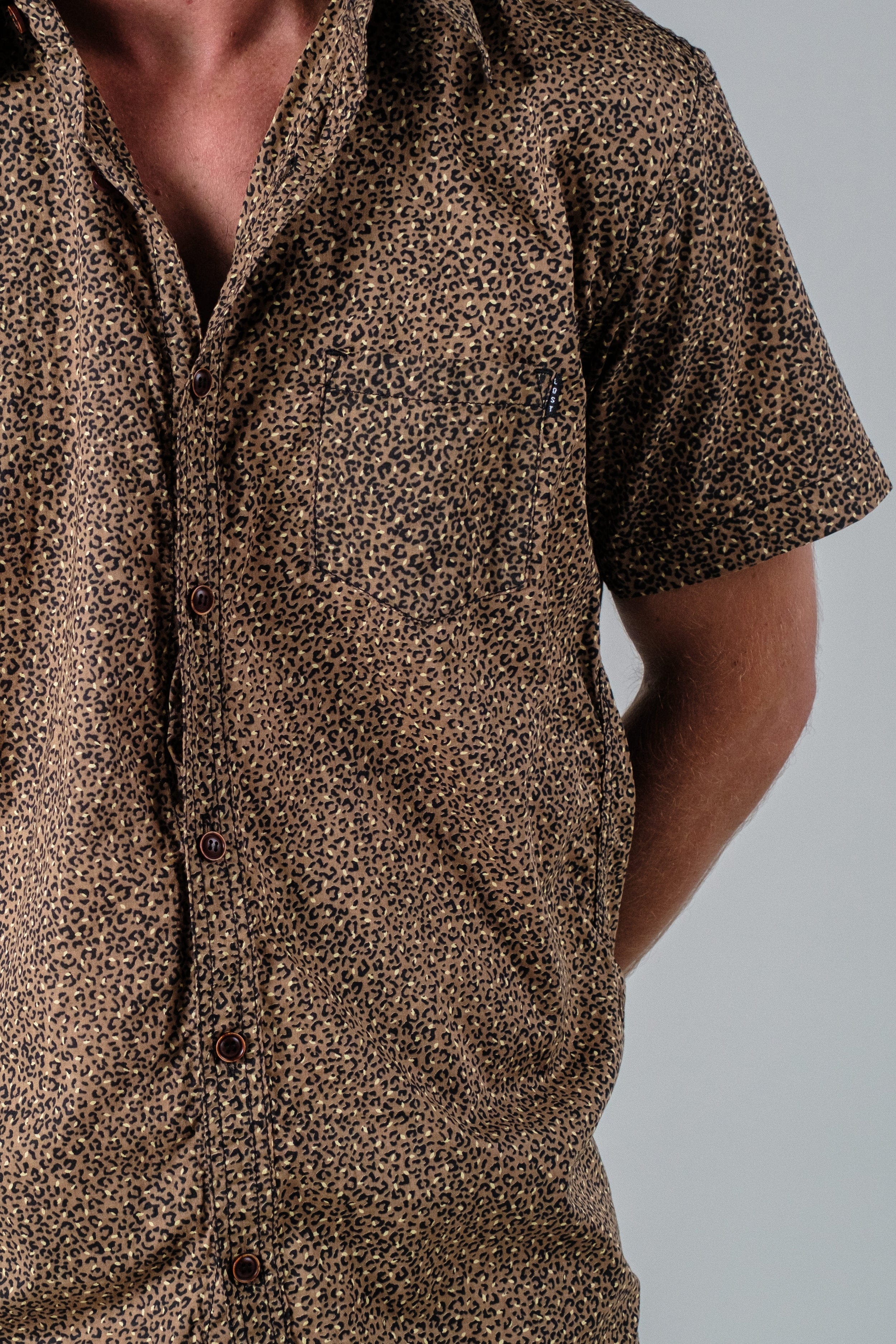 Leo Shirt - SALE - LOST IN PARADISE