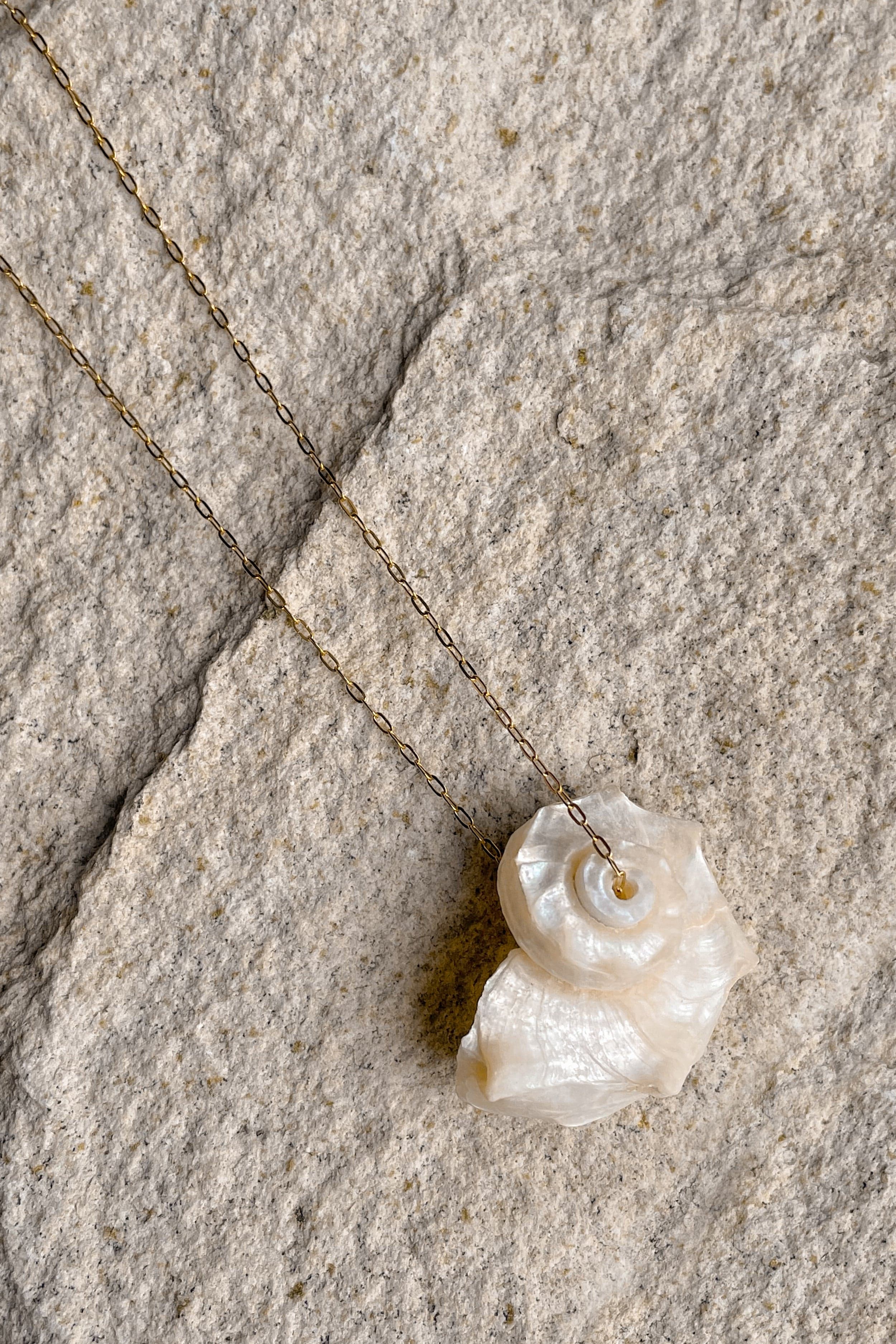 Lys Necklace - Women Jewelry - LOST IN PARADISE