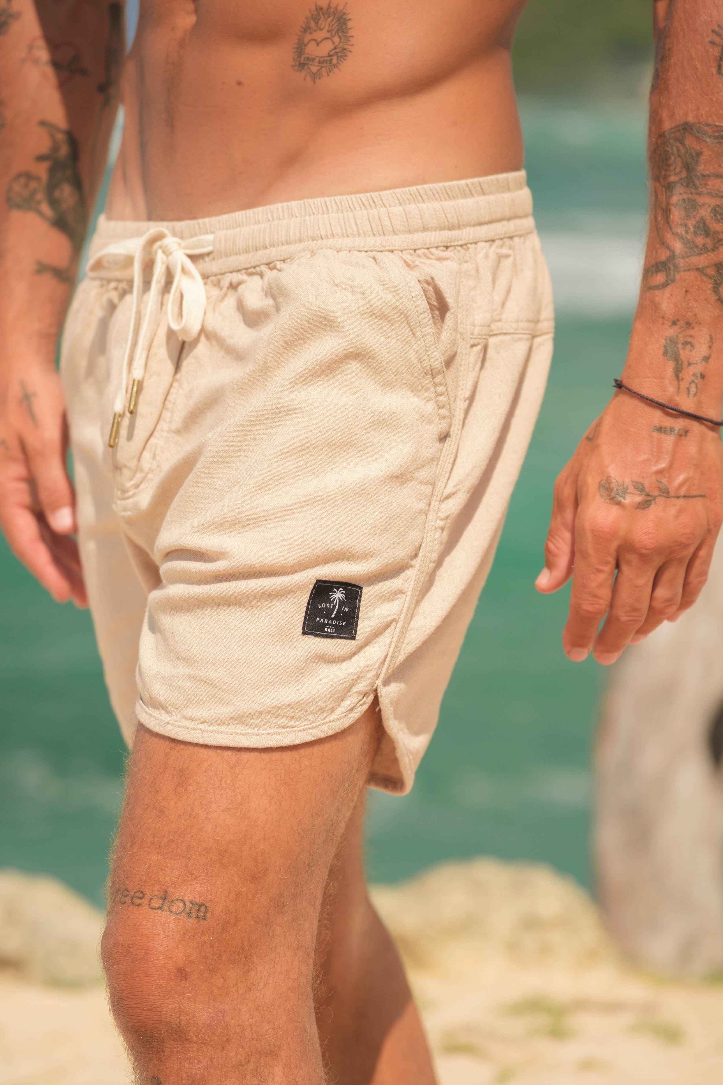 Natural Walk Short - Man Short - LOST IN PARADISE