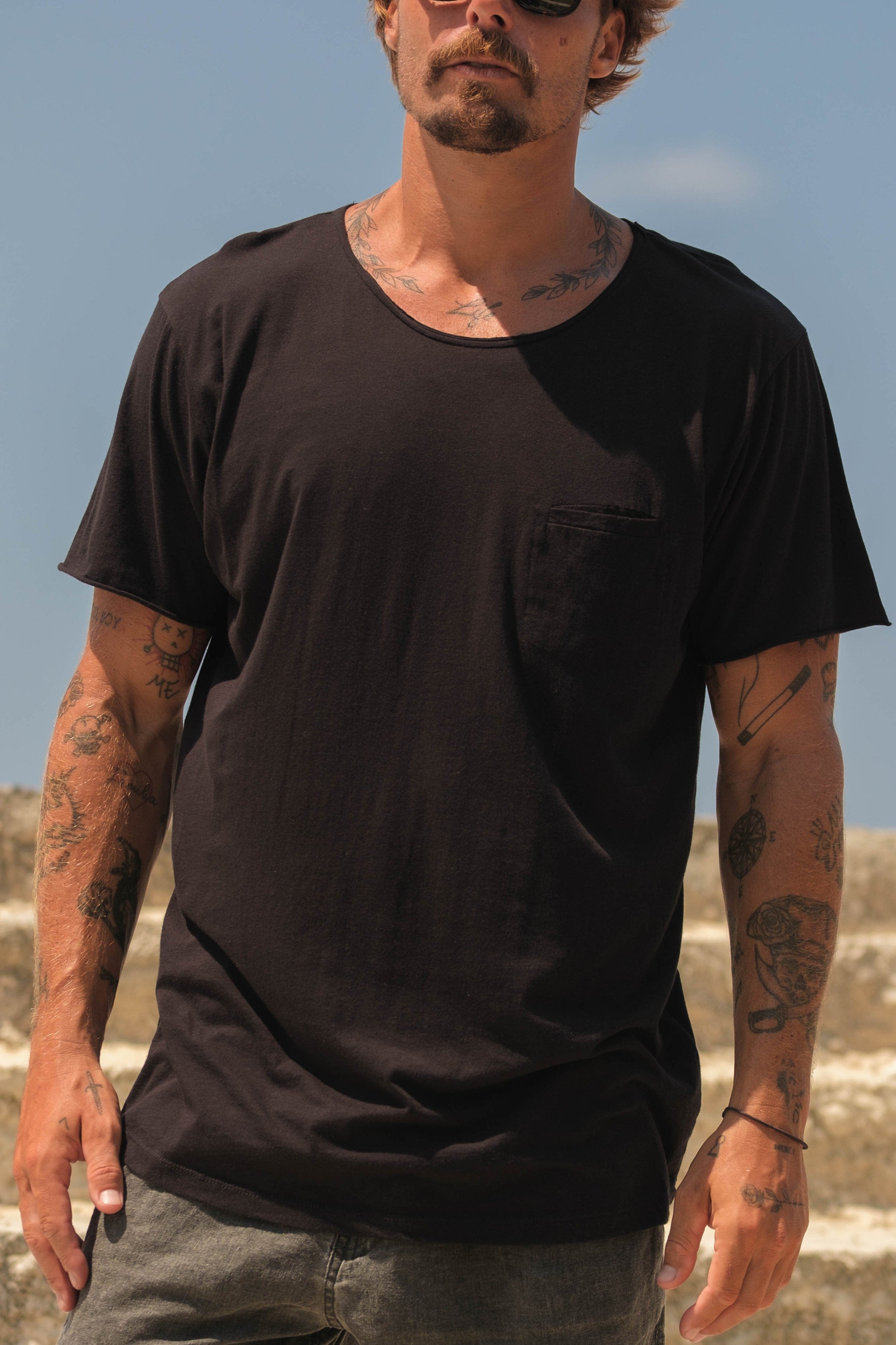 Summer Daze Tee Pocket - Man T-Shirt - LOST IN PARADISE