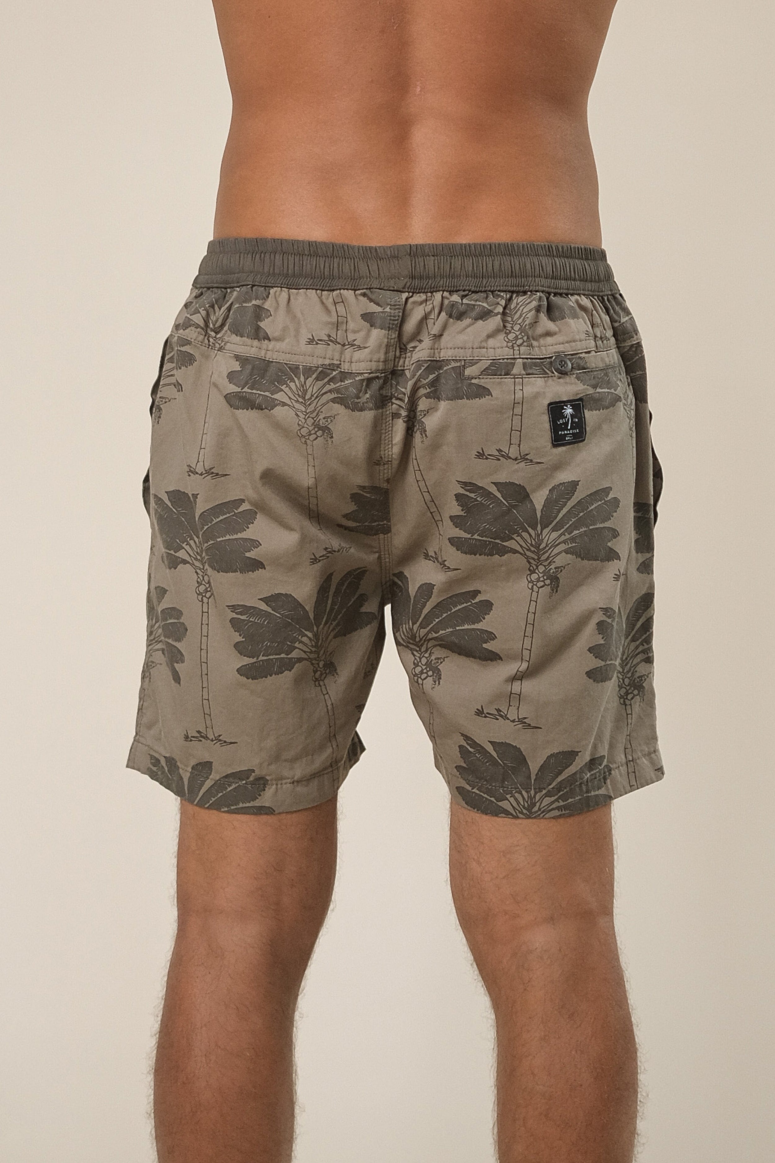 Traveller Palm Short - Man Short - LOST IN PARADISE