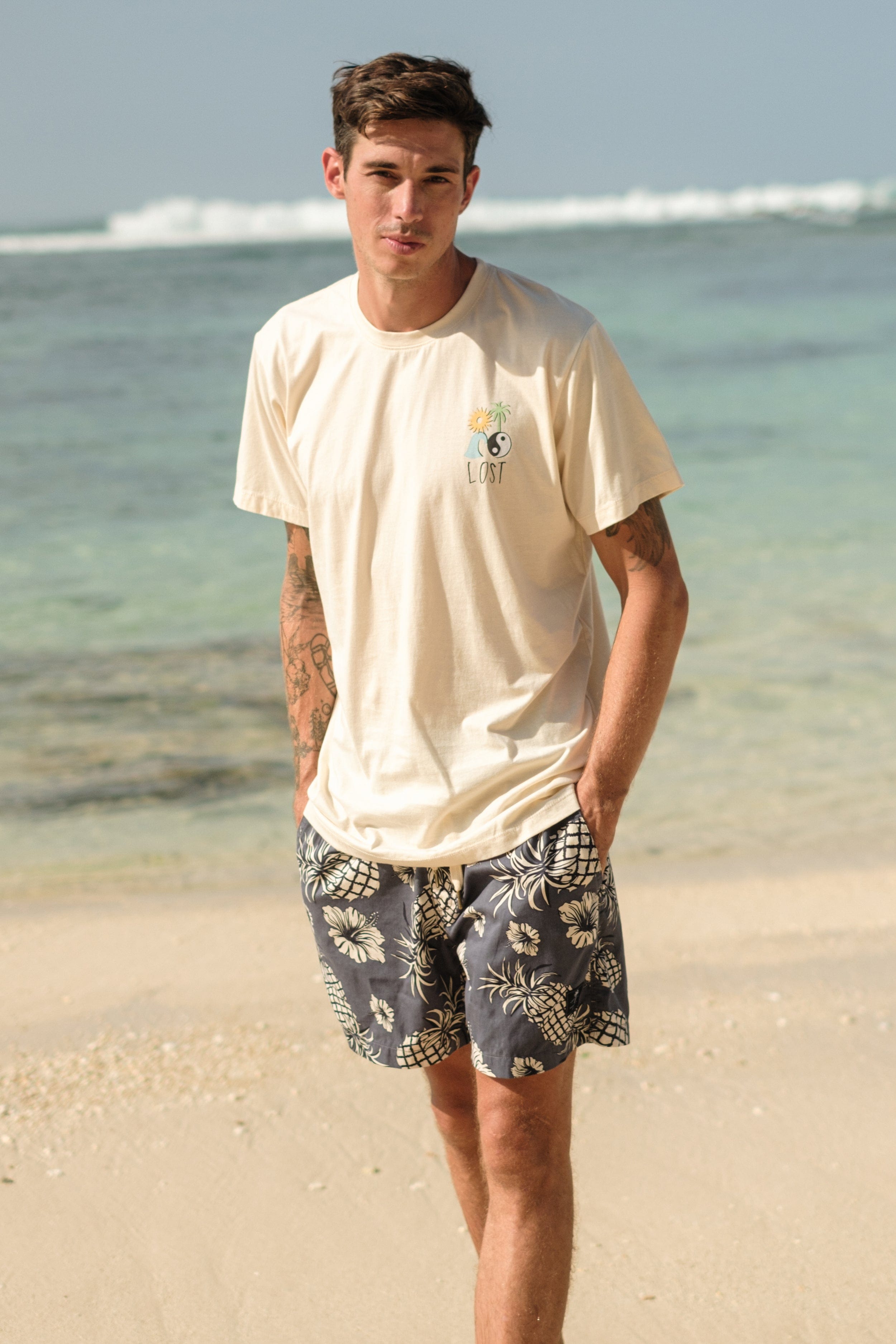 Ts The Pursuit - Man T-Shirt - LOST IN PARADISE