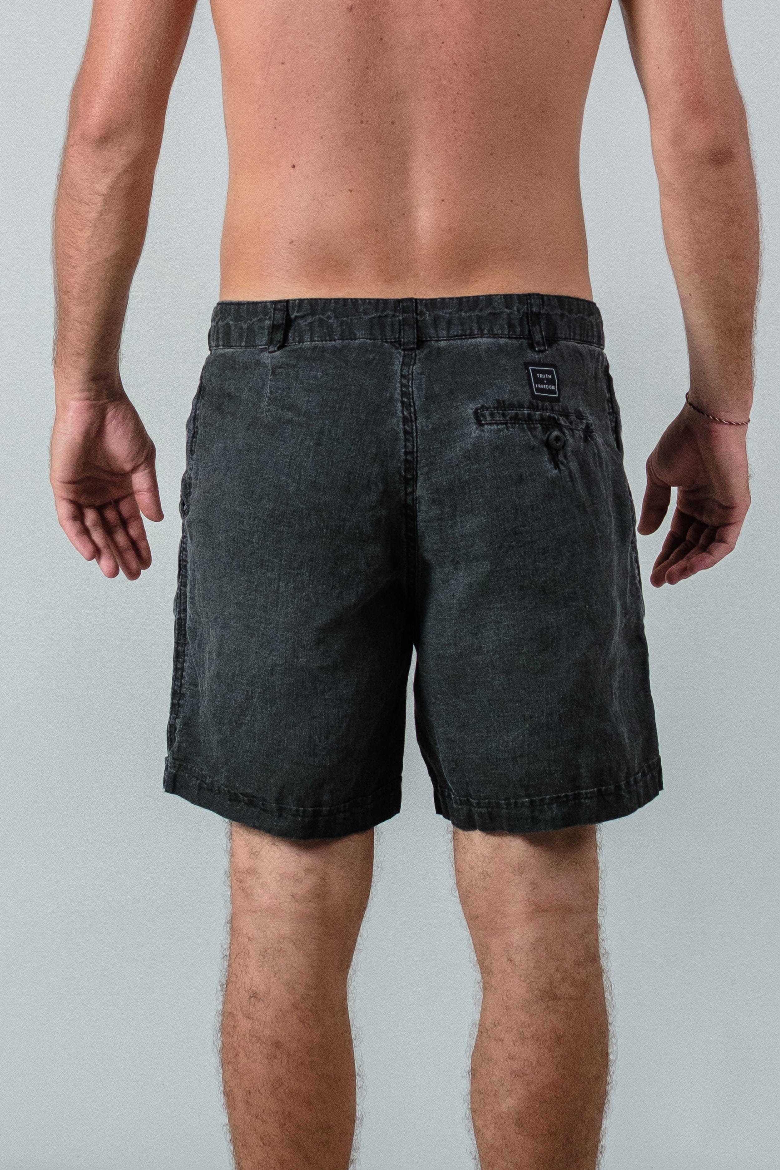 Dark Mist Short - Man Short - LOST IN PARADISE