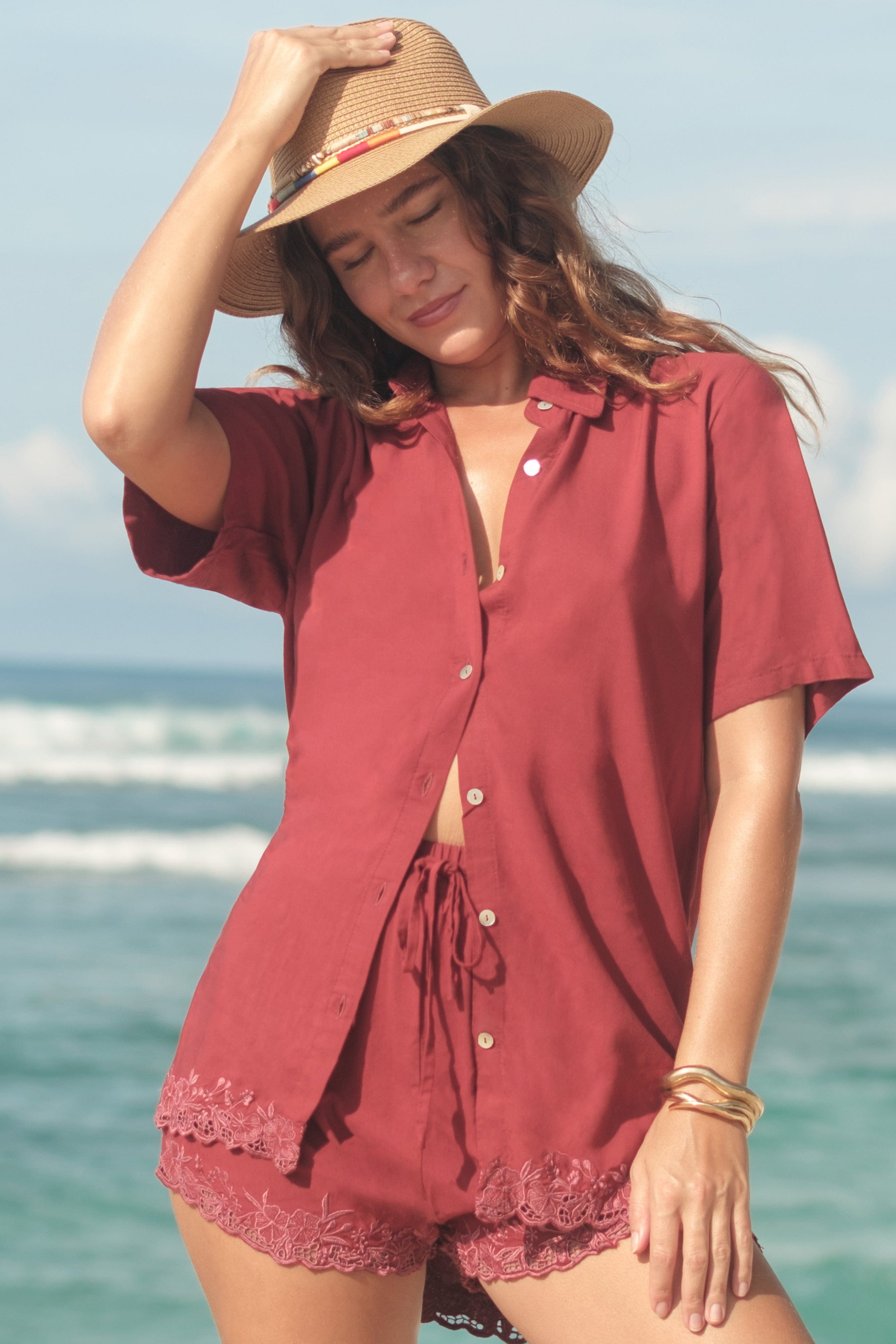 Holly Shirt Embroidery - Woman Shirt - LOST IN PARADISE