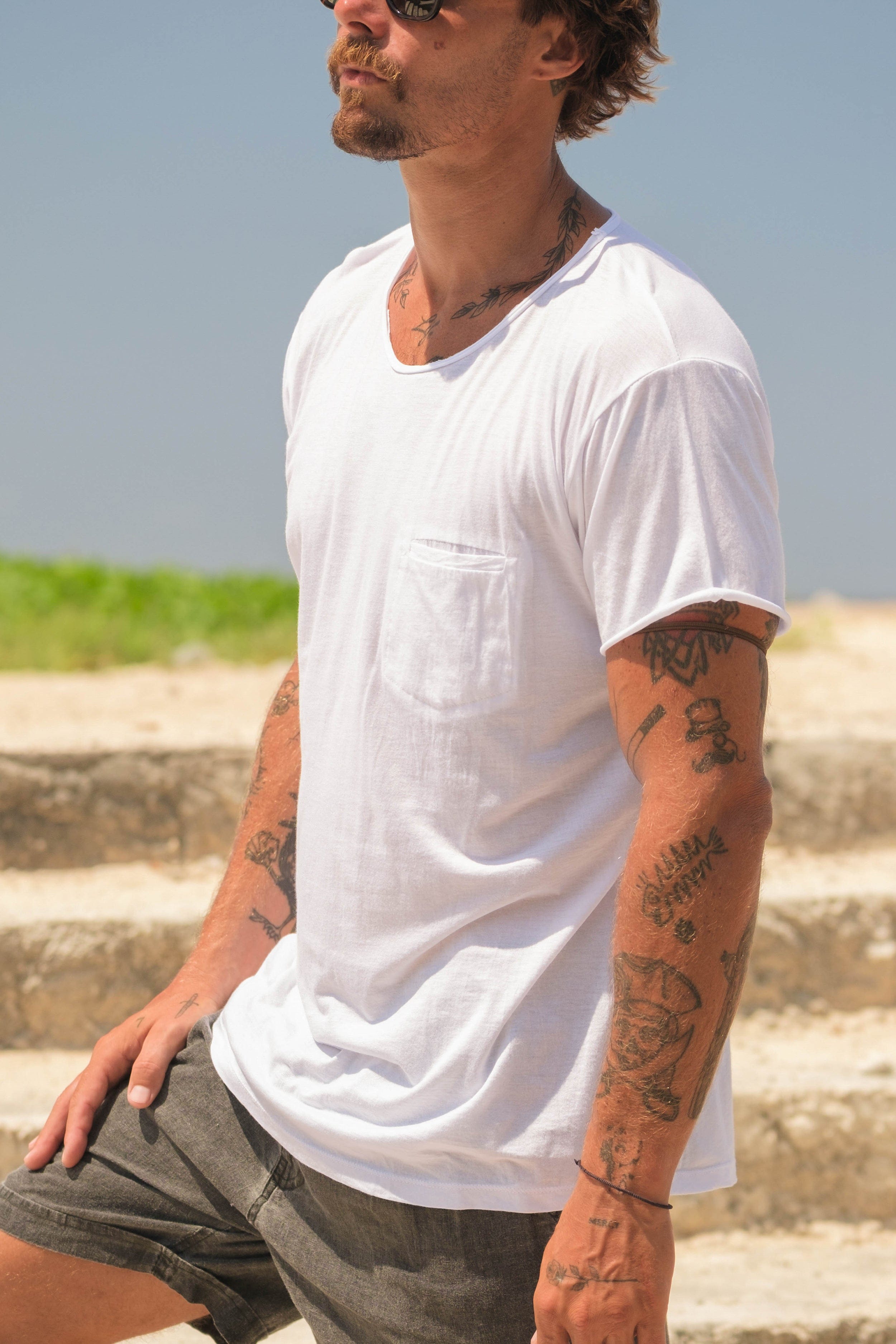 Summer Daze Tee Pocket - Man T-Shirt - LOST IN PARADISE