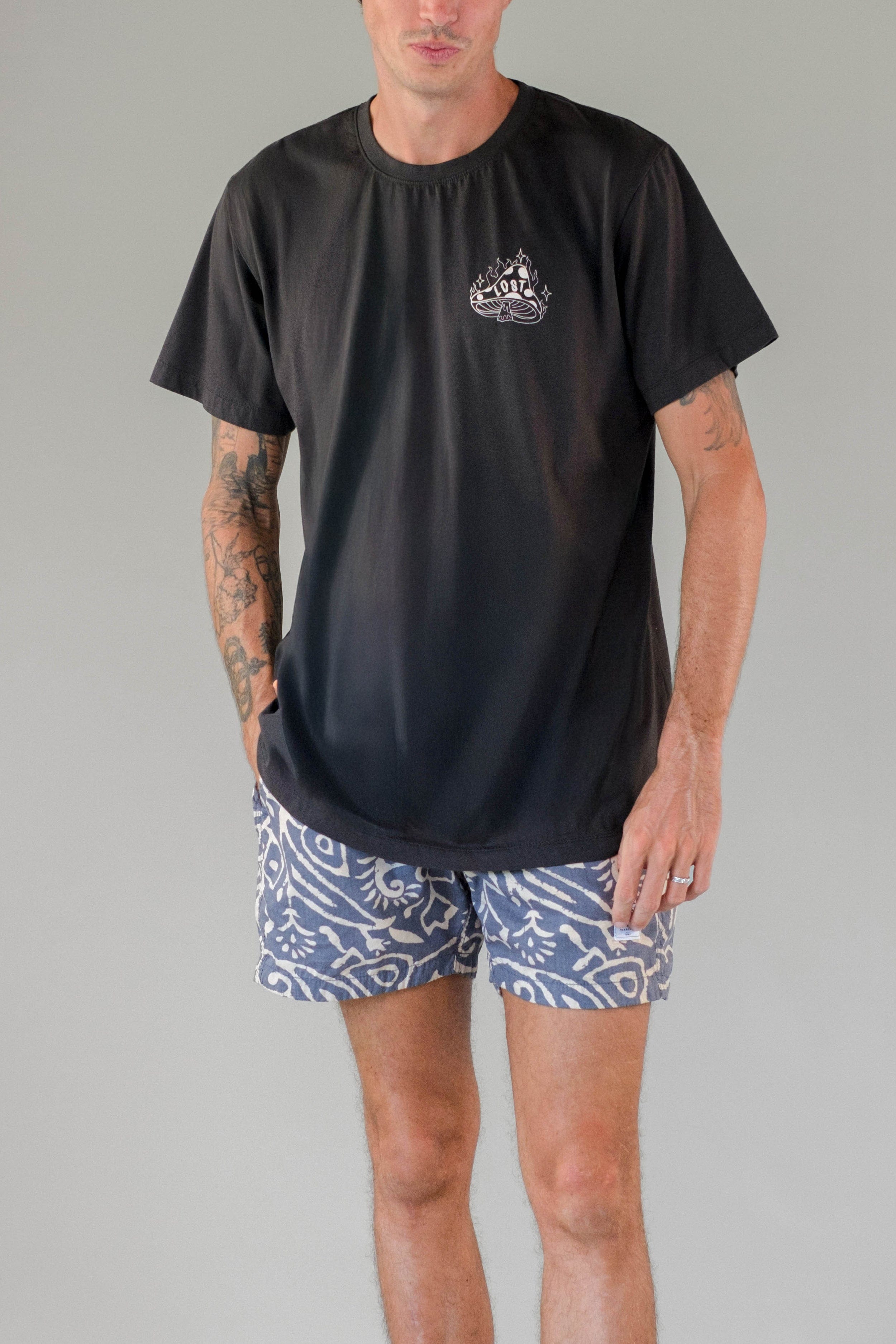 Ts Live In The Magic - Man T-Shirt - LOST IN PARADISE