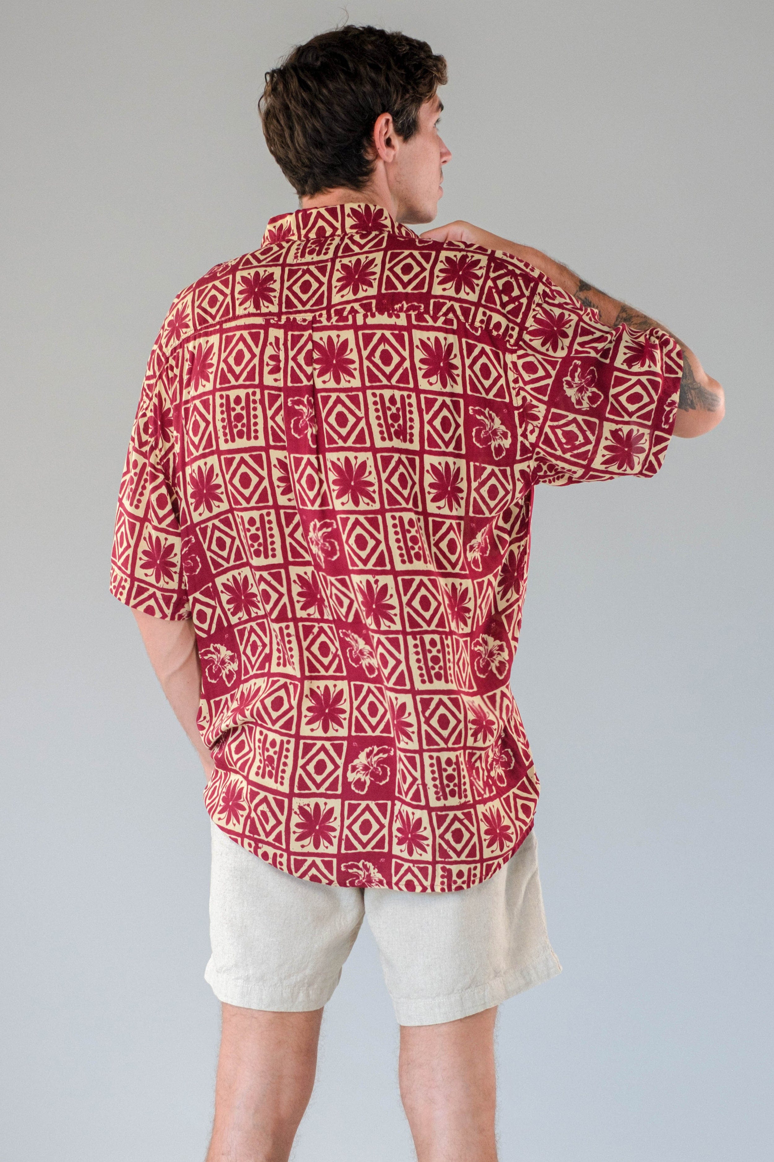 Waikiki Shirt - Man Shirt - LOST IN PARADISE