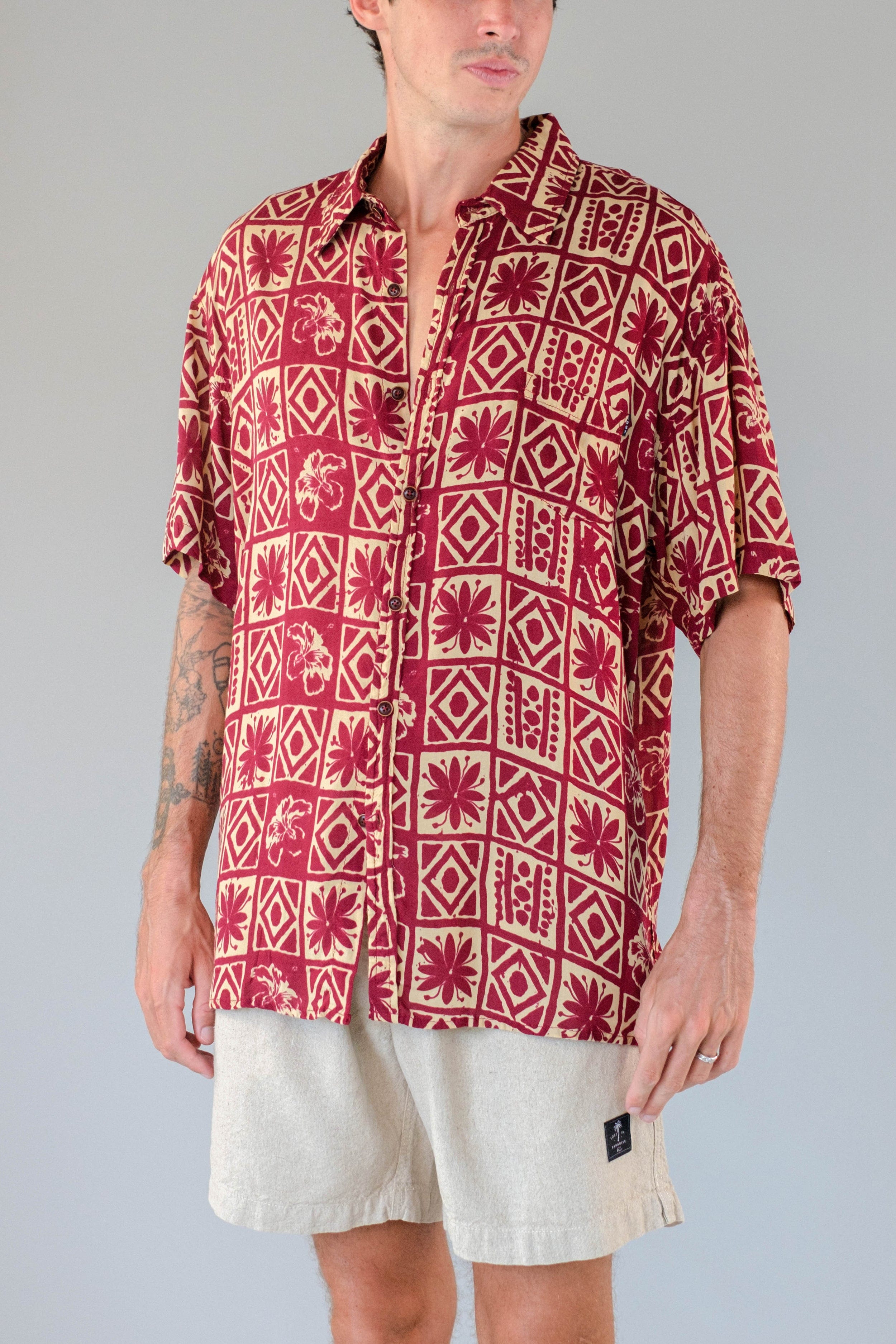 Waikiki Shirt - Man Shirt - LOST IN PARADISE