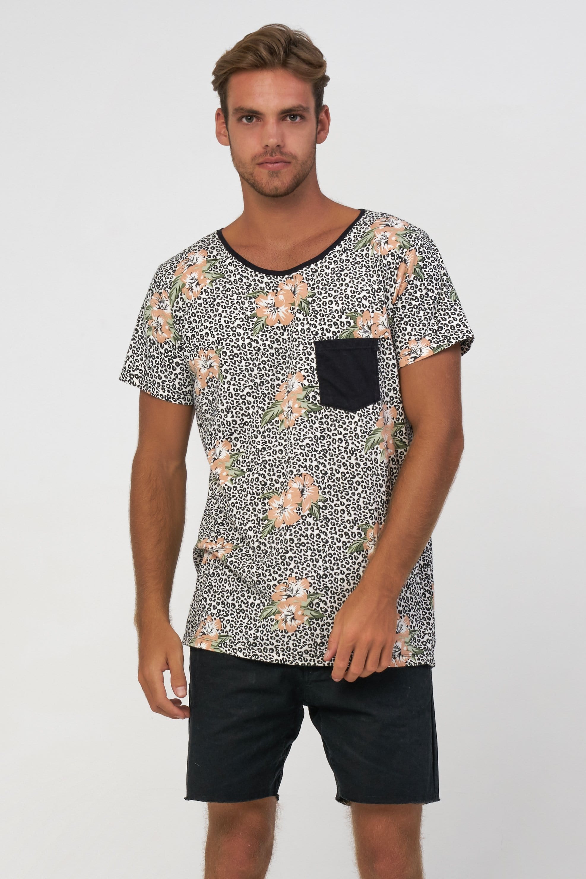 Leo Tee - Man T-Shirt - LOST IN PARADISE